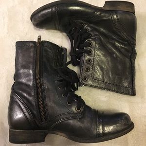 Steven Madden boots Shiny Black/Grey Sz 6